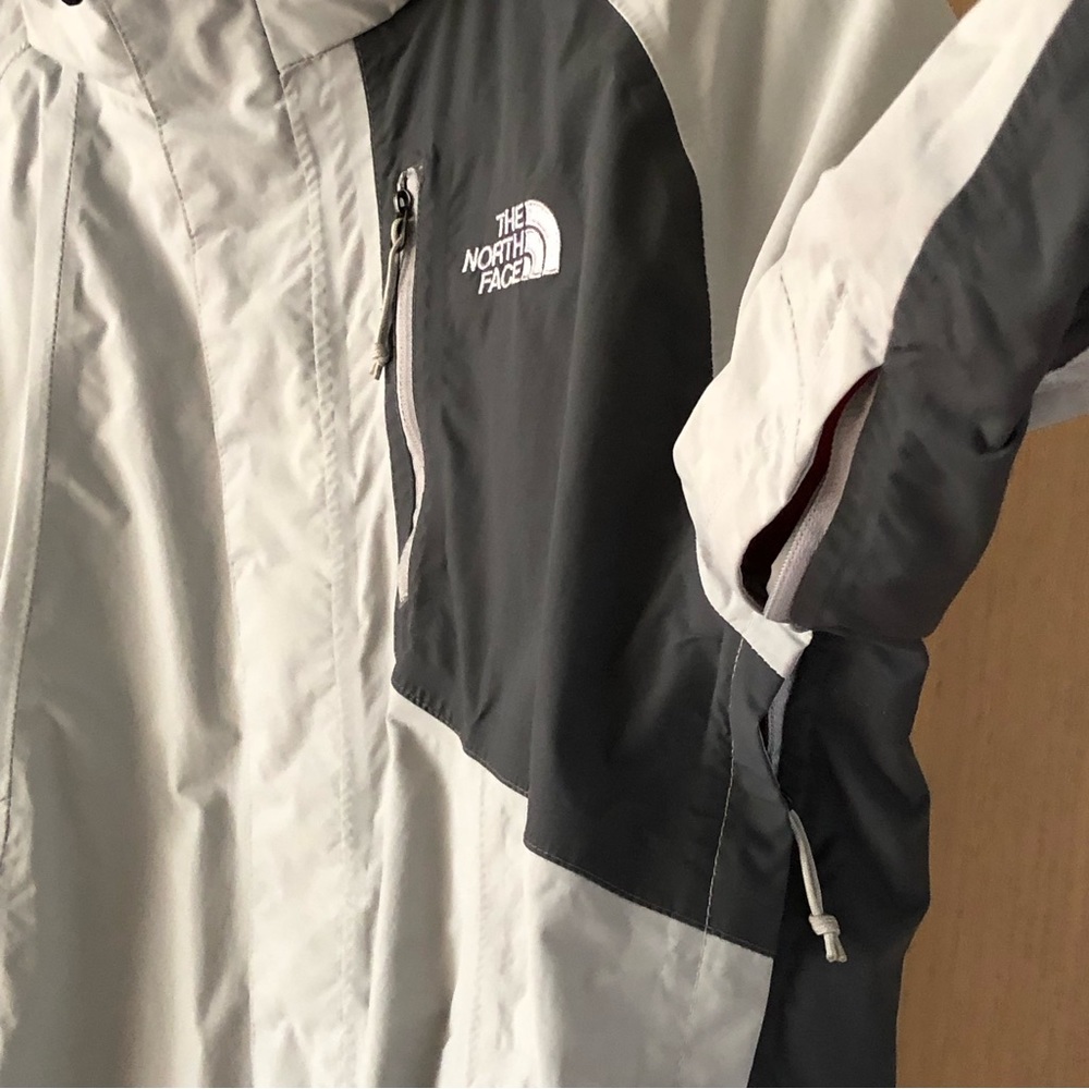 The North Face Gray HyVent Waterproof Full Zip Removeable Hood Jacket Men's L - Picture 5 of 13
